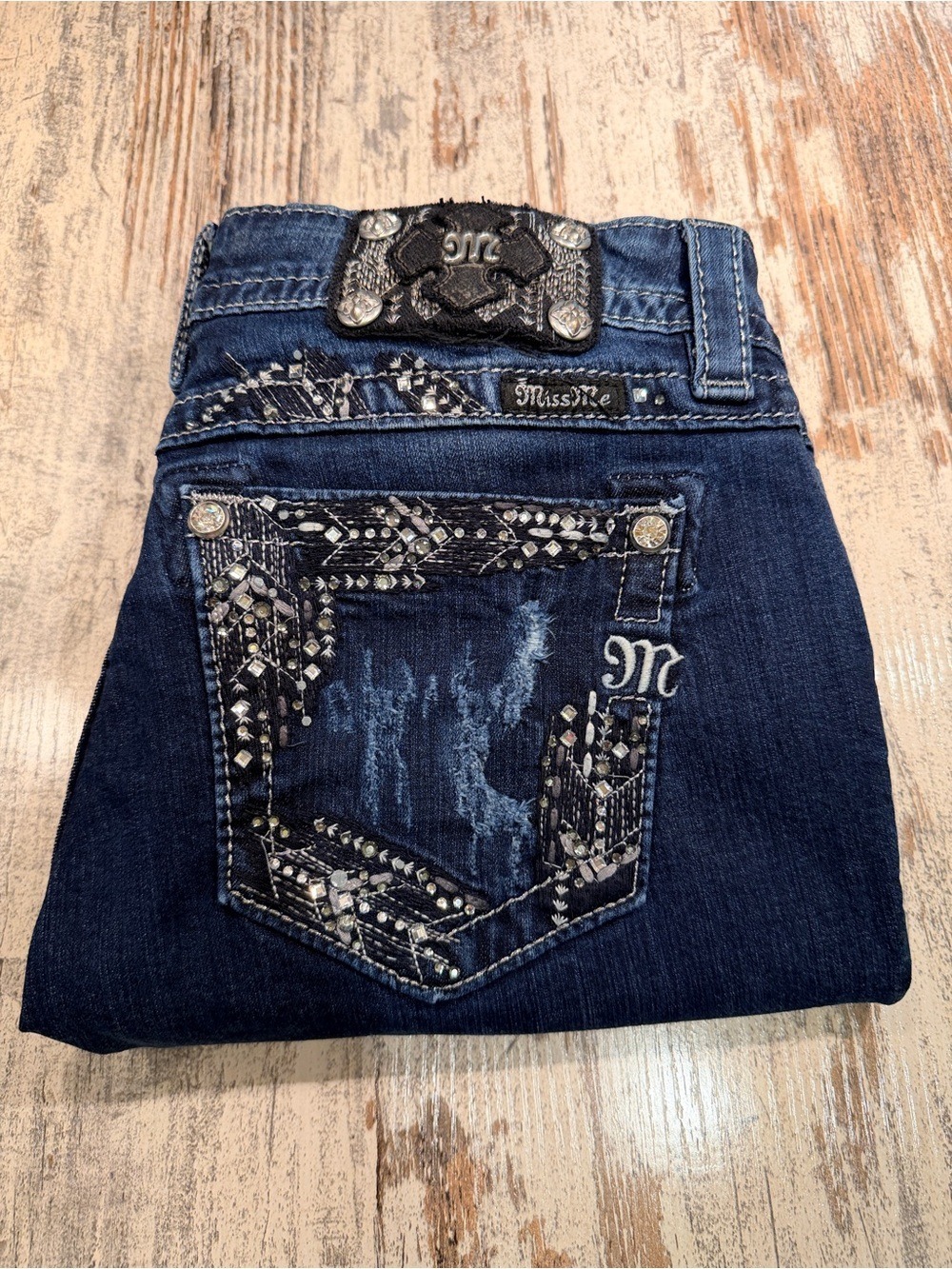 Miss Me Signature Sequins Denim Jeans Women's Size 30x34 USA - Picture 9 of 16